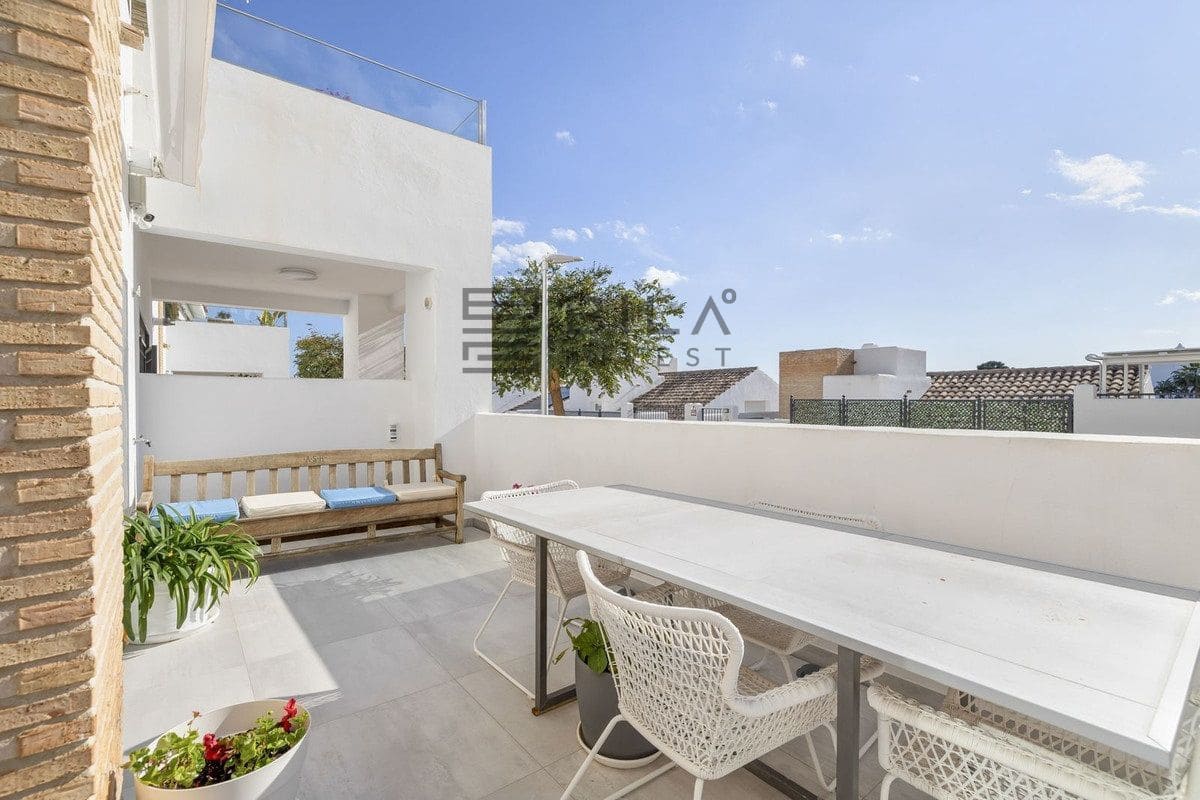 3 bedroom Villa for sale in Torremuelle with pool garage - € 1,200,000 (Ref: 9798417)