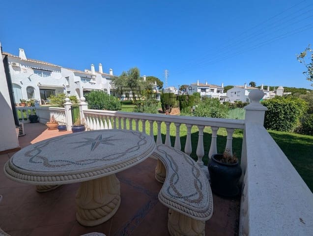 3 makuuhuone Omakotitalo myytävänä paikassa Calahonda, Mijas mukana uima-altaan 
autotalli - 449 000 € (Ref: 9798420)