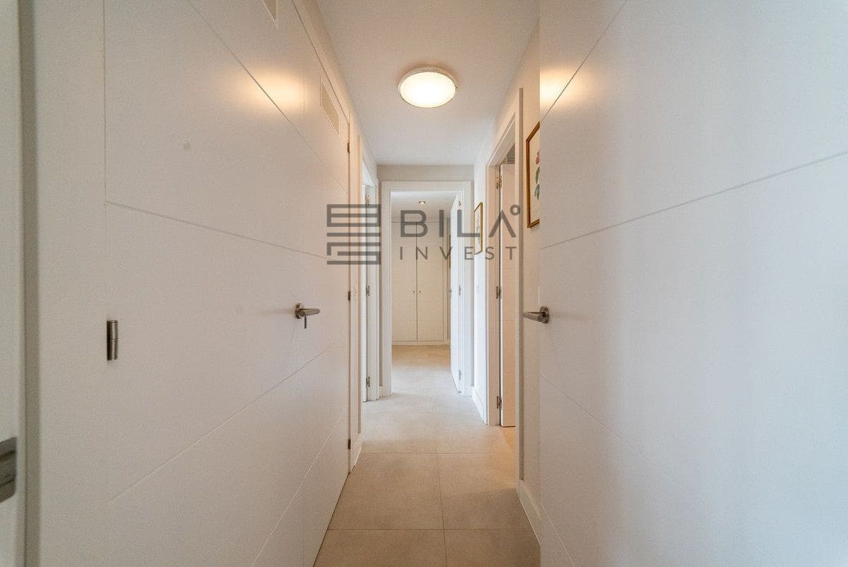 2 makuuhuone Asunto myytävänä paikassa El Chaparral mukana uima-altaan 
autotalli - 475 000 € (Ref: 9798422)