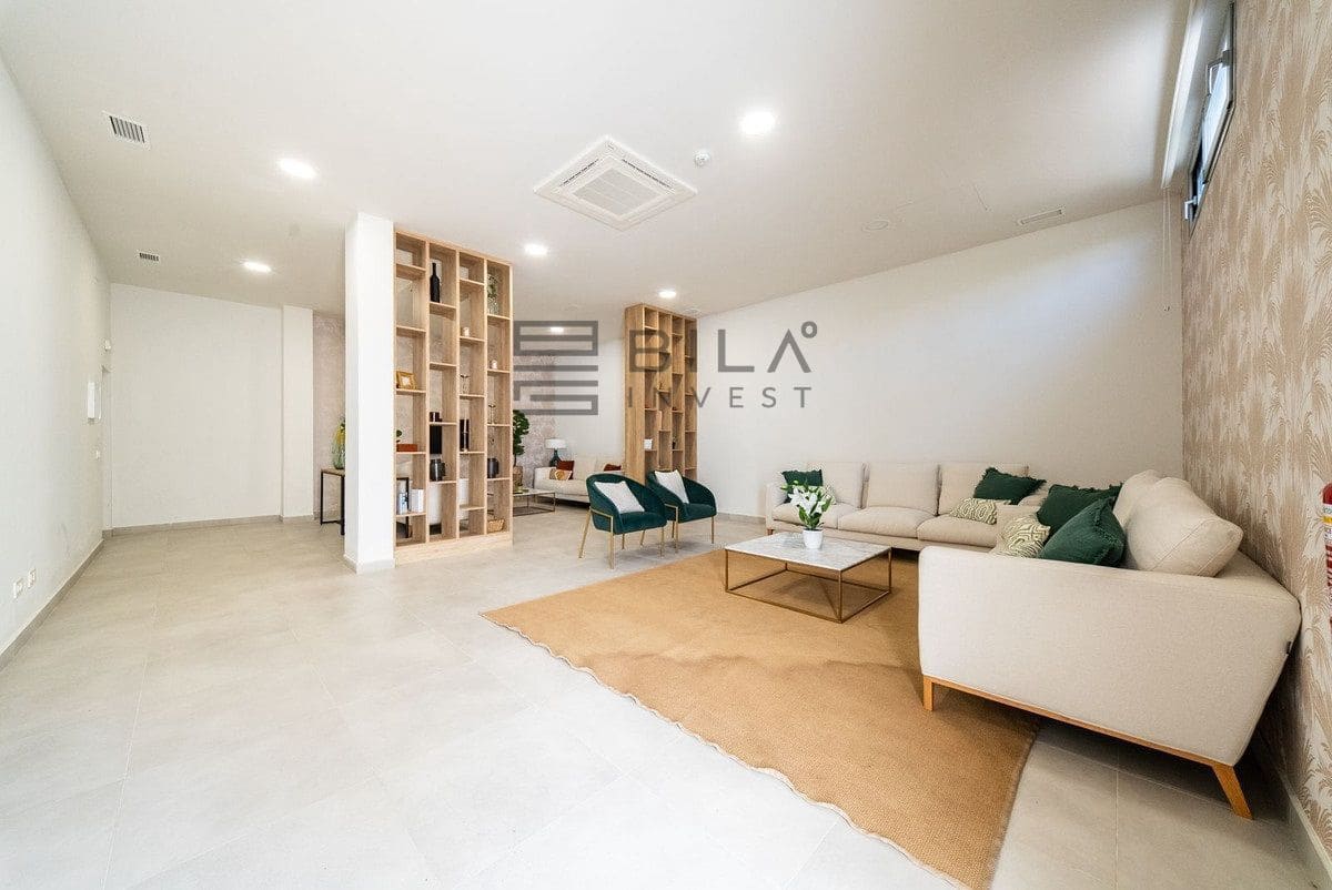 2 makuuhuone Asunto myytävänä paikassa El Chaparral mukana uima-altaan 
autotalli - 475 000 € (Ref: 9798422)