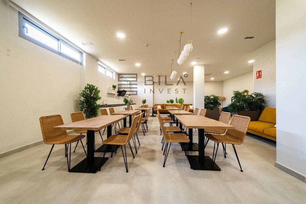 2 makuuhuone Asunto myytävänä paikassa El Chaparral mukana uima-altaan 
autotalli - 475 000 € (Ref: 9798422)