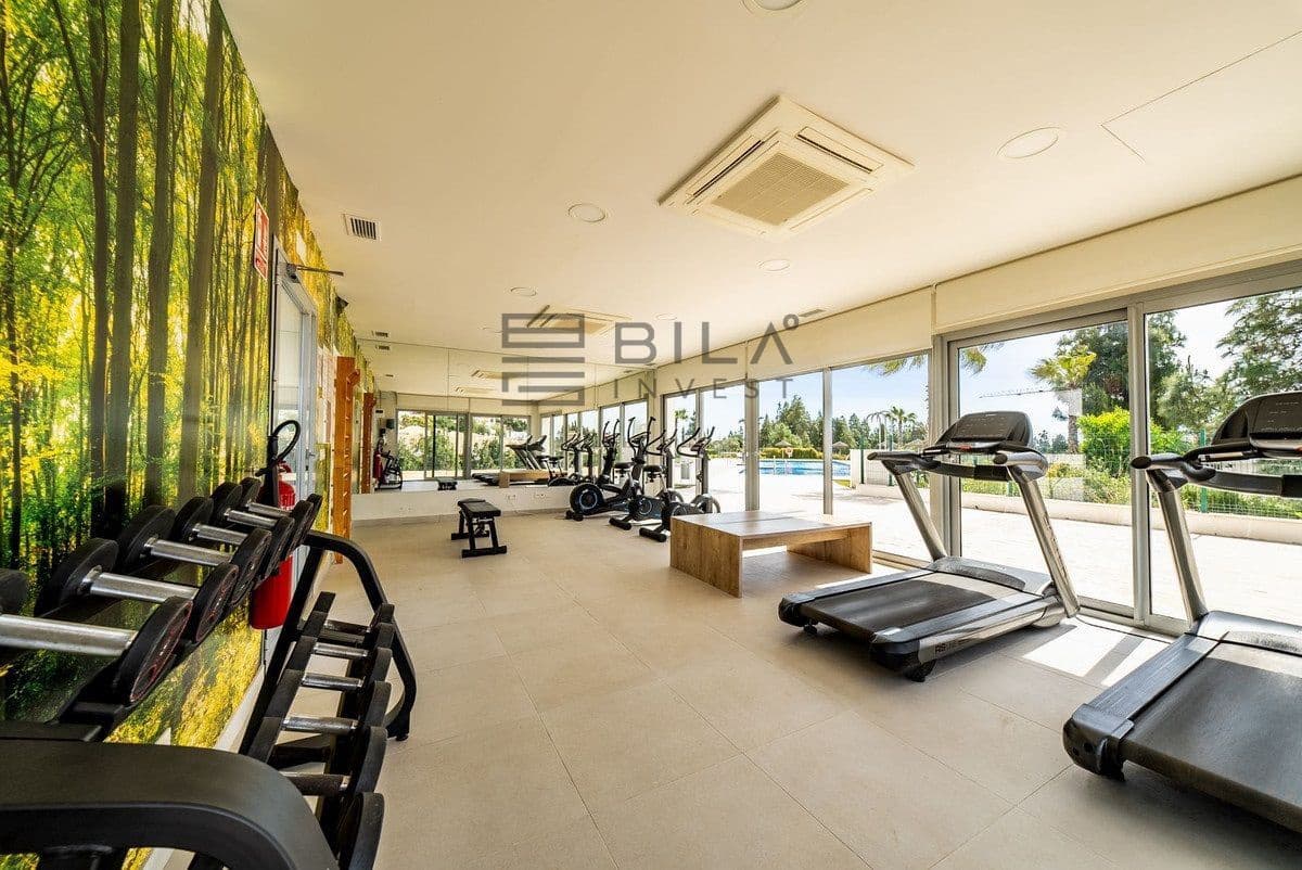 2 makuuhuone Asunto myytävänä paikassa El Chaparral mukana uima-altaan 
autotalli - 475 000 € (Ref: 9798422)