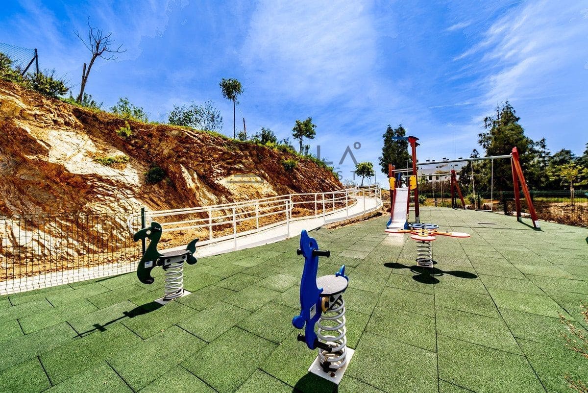 2 makuuhuone Asunto myytävänä paikassa El Chaparral mukana uima-altaan 
autotalli - 475 000 € (Ref: 9798422)