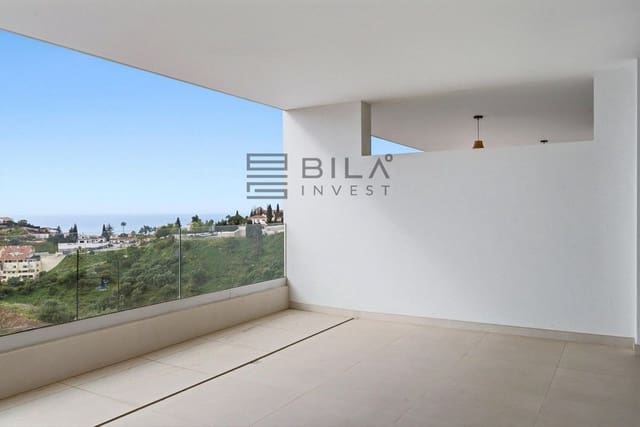 Piso de 2 habitaciones en El Higuerón, Fuengirola en venta con piscina garaje - 495.000 € (Ref: 9798425)