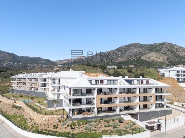 Piso de 2 habitaciones en El Higuerón, Fuengirola en venta con piscina garaje - 495.000 € (Ref: 9798425)