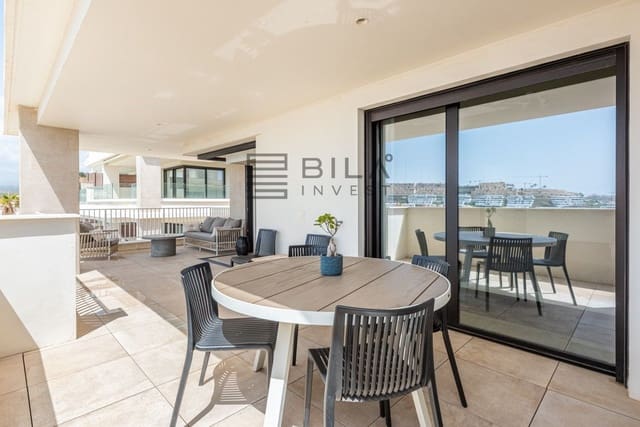 4 chambre Appartement à vendre à La Cala de Mijas, Mijas avec piscine garage - 935 000 € (Ref: 9798427)