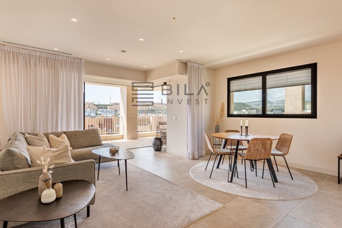 4 chambre Appartement à vendre à La Cala de Mijas avec piscine garage - 935 000 € (Ref: 9798427)