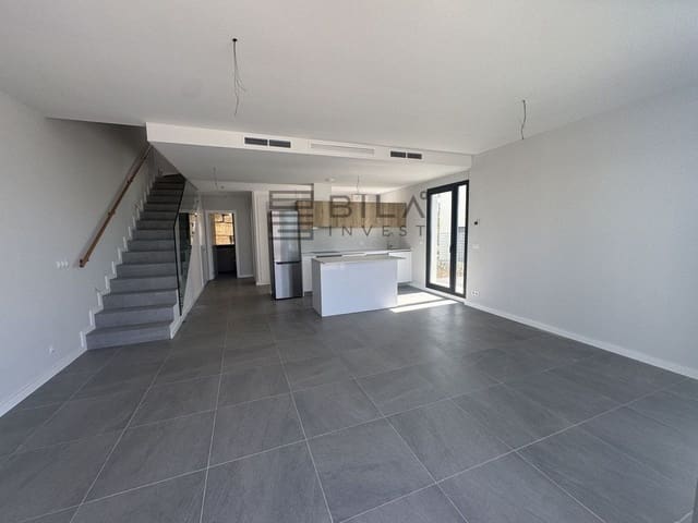 Casa de 4 habitaciones en Riviera del Sol, Mijas en venta - 590.000 € (Ref: 9807294)