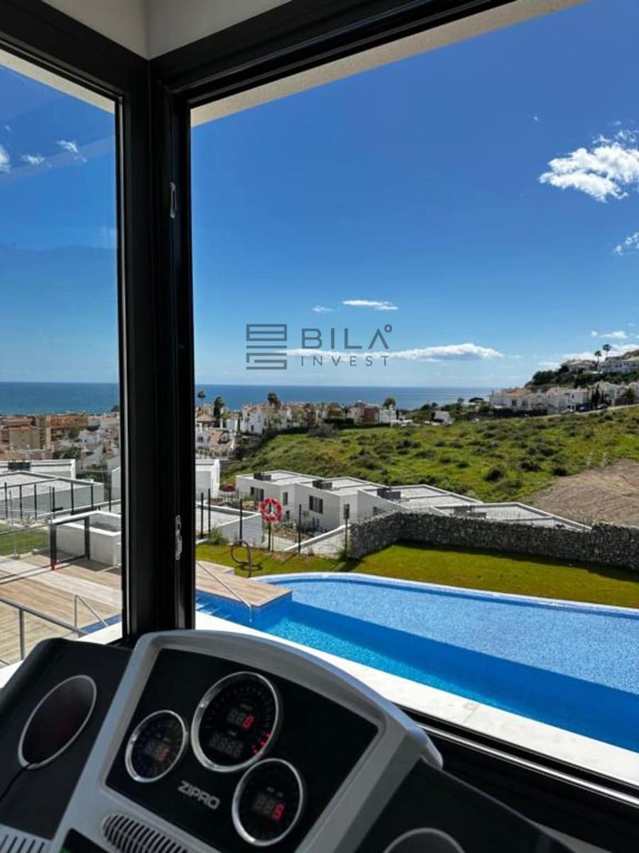Casa de 4 habitaciones en Riviera del Sol en venta - 590.000 € (Ref: 9807294)