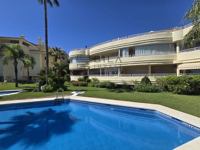 2 chambre Appartement à vendre à Torrequebrada, Benalmádena avec piscine garage - 600 000 € (Ref: 9807295)