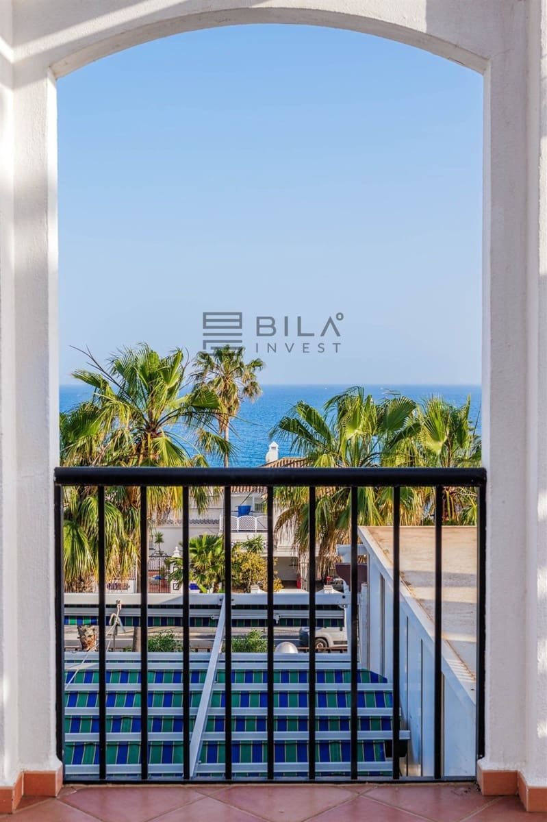 Piso de 2 habitaciones en El Faro en venta con piscina - 289.000 € (Ref: 9807296)