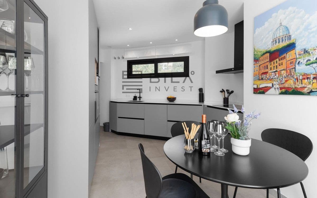 4 soverom Hus til salgs i Fuengirola med svømmebasseng garasje - € 799 999 (Ref: 9807299)