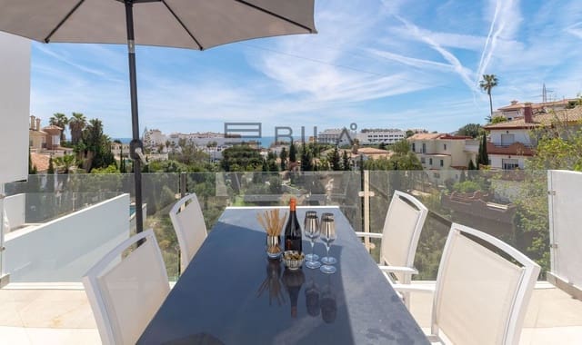 4 soverom Hus til salgs i Torreblanca, Fuengirola med svømmebasseng garasje - € 799 999 (Ref: 9807299)