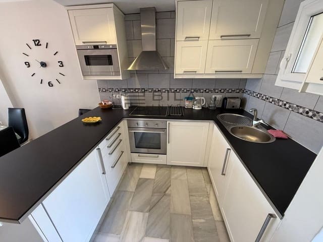 Piso de 2 habitaciones en El Faro, Mijas en venta con piscina garaje - 269.950 € (Ref: 9807301)