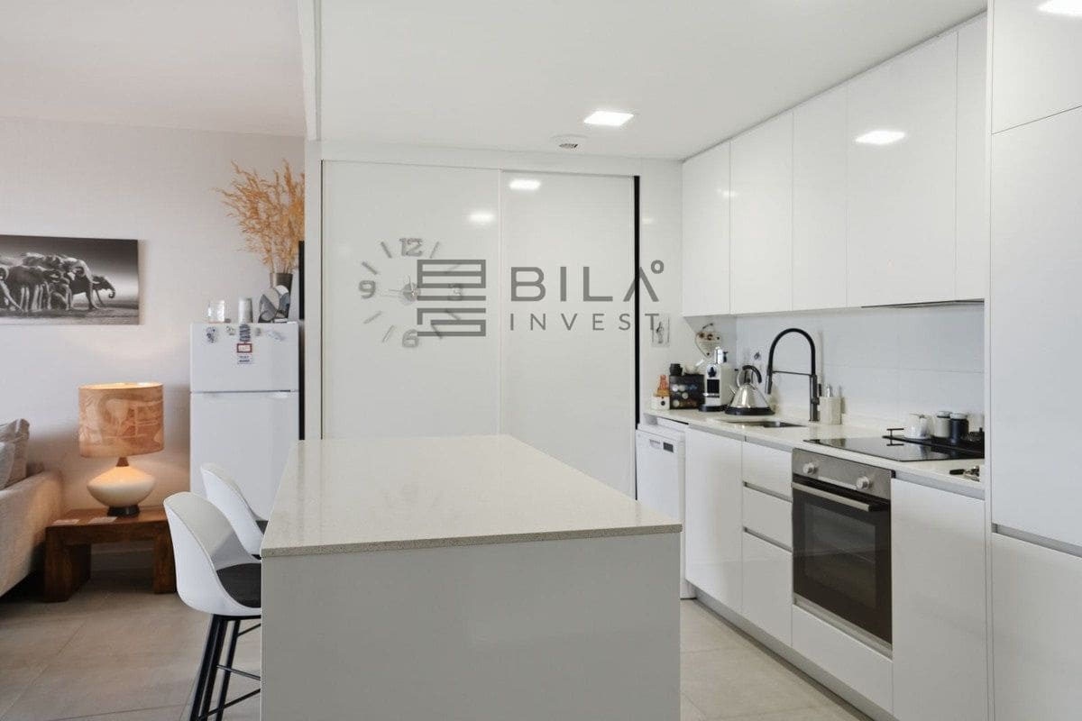 2 soveværelse Lejlighed til salg i Benalmadena med swimmingpool garage - € 549.995 (Ref: 9807302)