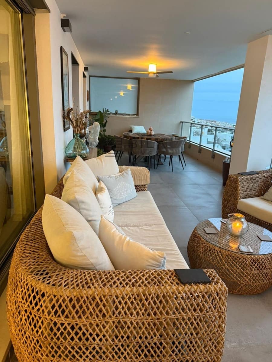 2 soveværelse Lejlighed til salg i Benalmadena med swimmingpool garage - € 549.995 (Ref: 9807302)