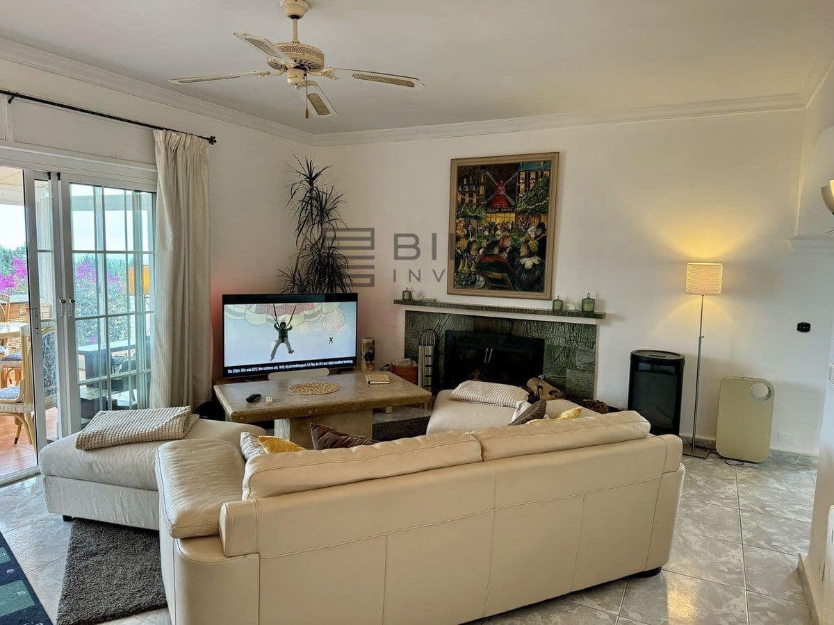 6 sovrum Villa till salu i Mijas med pool - 875 000 € (Ref: 9807304)