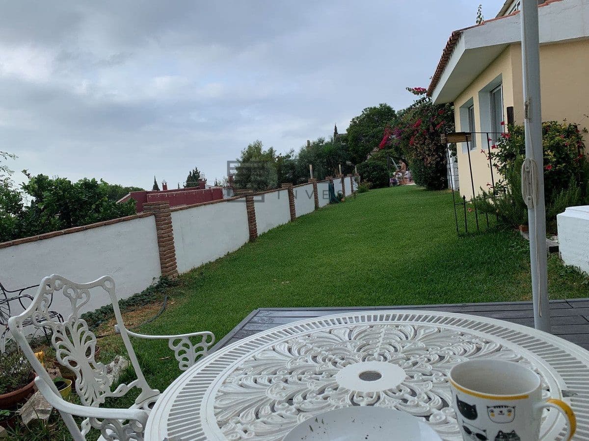 6 sovrum Villa till salu i Mijas med pool - 875 000 € (Ref: 9807304)