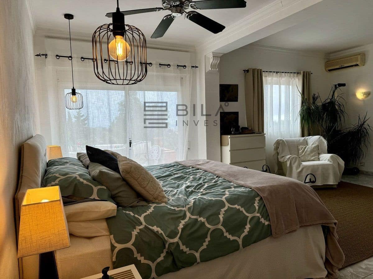 6 sovrum Villa till salu i Mijas med pool - 875 000 € (Ref: 9807304)