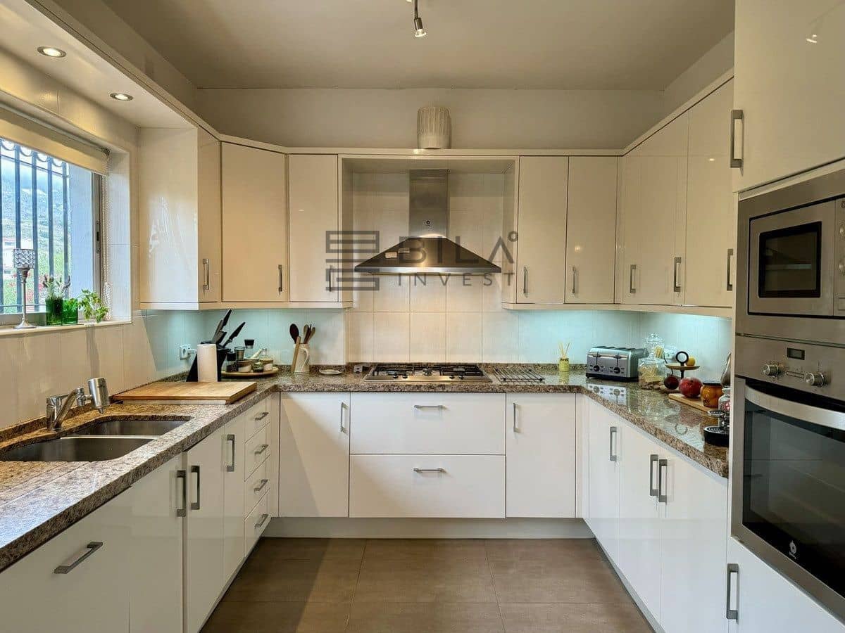 6 sovrum Villa till salu i Mijas med pool - 875 000 € (Ref: 9807304)