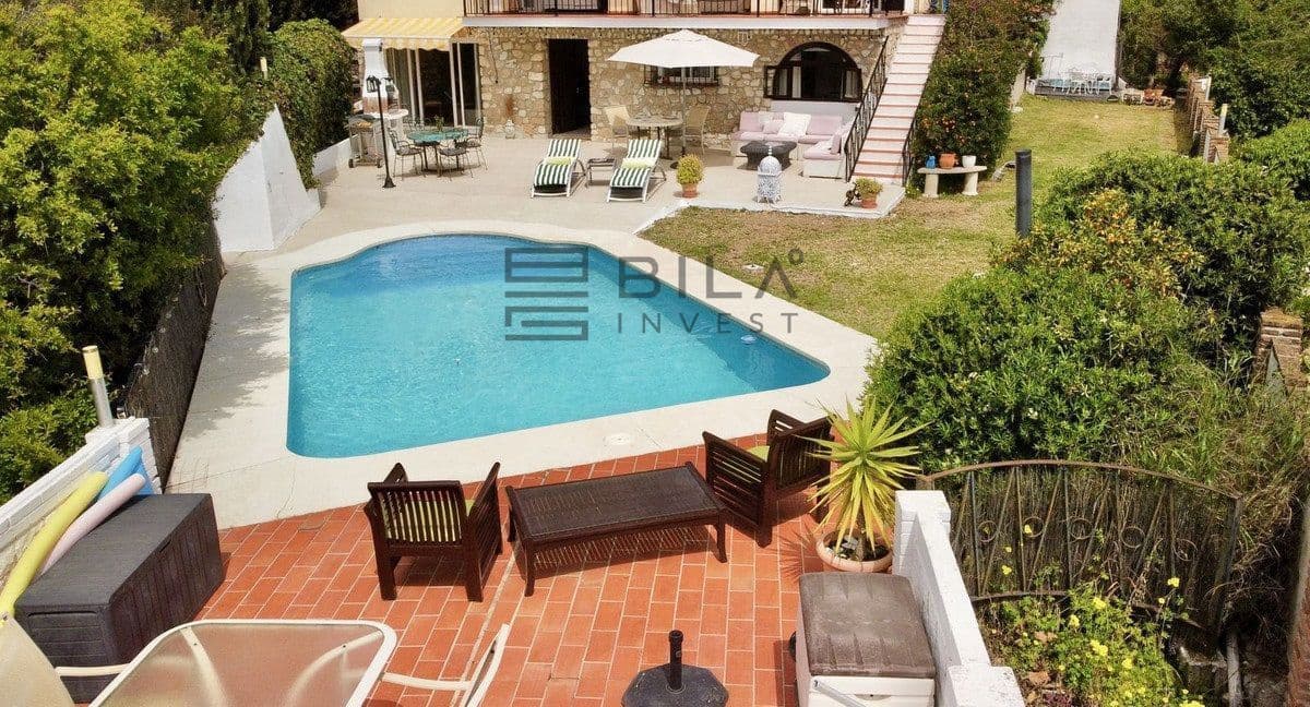 6 sovrum Villa till salu i Mijas med pool - 875 000 € (Ref: 9807304)