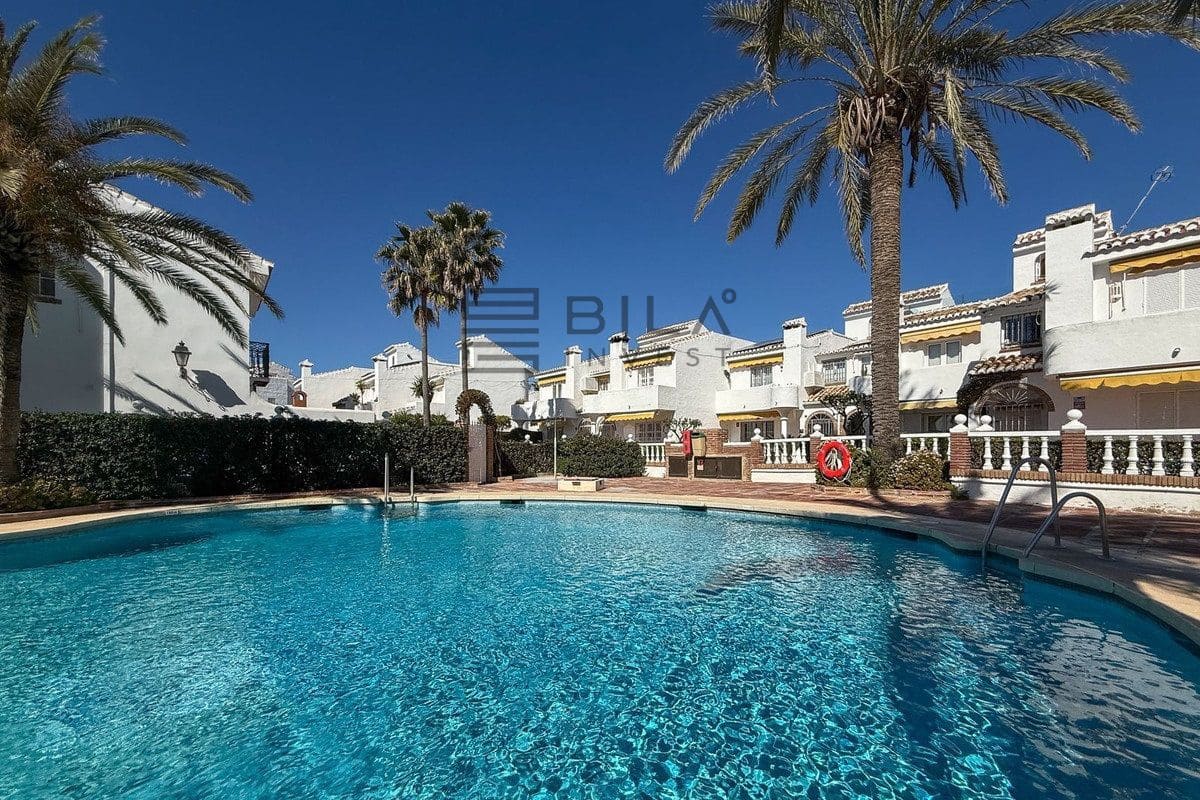 3 sovrum Hus till salu i La Cala de Mijas med pool garage - 649 000 € (Ref: 9816016)