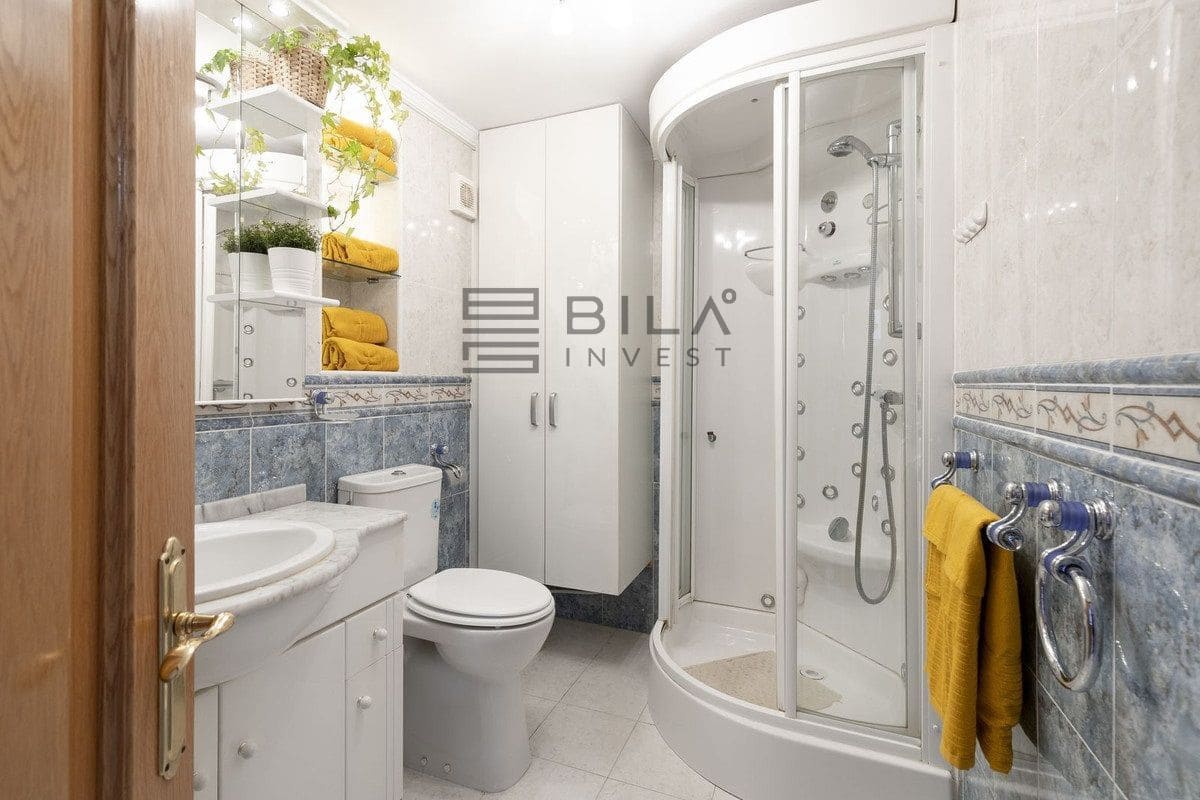 1 bedroom Flat for sale in Fuengirola with pool - € 295,000 (Ref: 9816211)