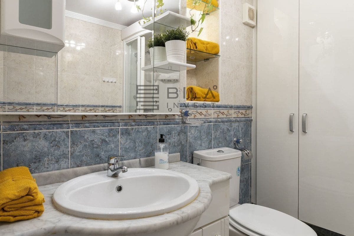 1 bedroom Flat for sale in Fuengirola with pool - € 295,000 (Ref: 9816211)