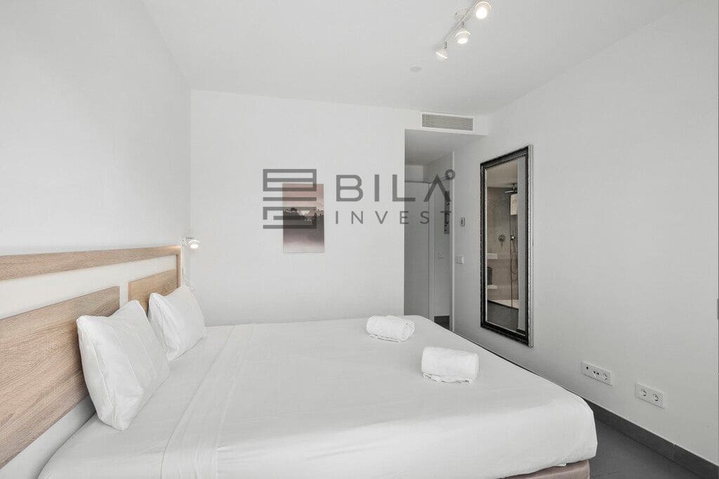 2 slaapkamer Flat te koop in Carvajal met zwembad garage - € 475.000 (Ref: 9816212)