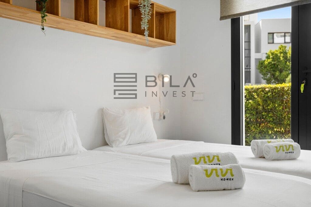 2 slaapkamer Flat te koop in Carvajal met zwembad garage - € 475.000 (Ref: 9816212)