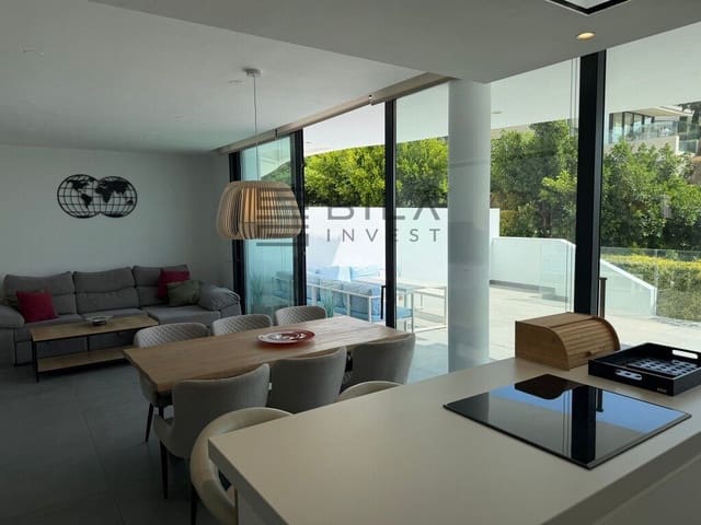 2 slaapkamer Flat te koop in Carvajal, Fuengirola met zwembad garage - € 475.000 (Ref: 9816212)