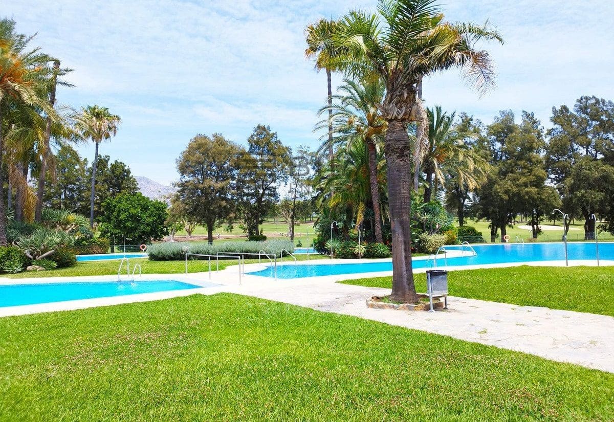 2 sovrum Takvåning till salu i Mijas Golf med pool - 345 000 € (Ref: 9816554)