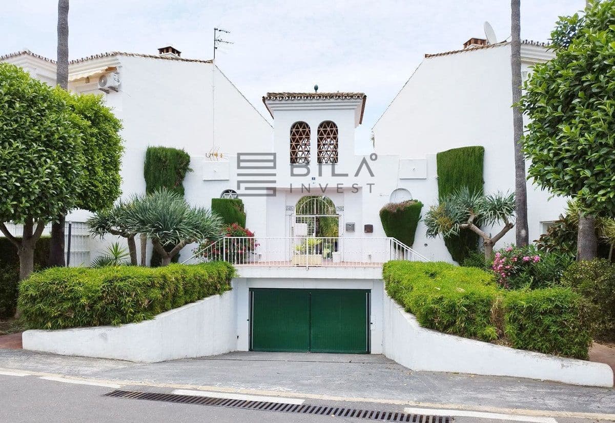 2 sovrum Takvåning till salu i Mijas Golf med pool - 345 000 € (Ref: 9816554)