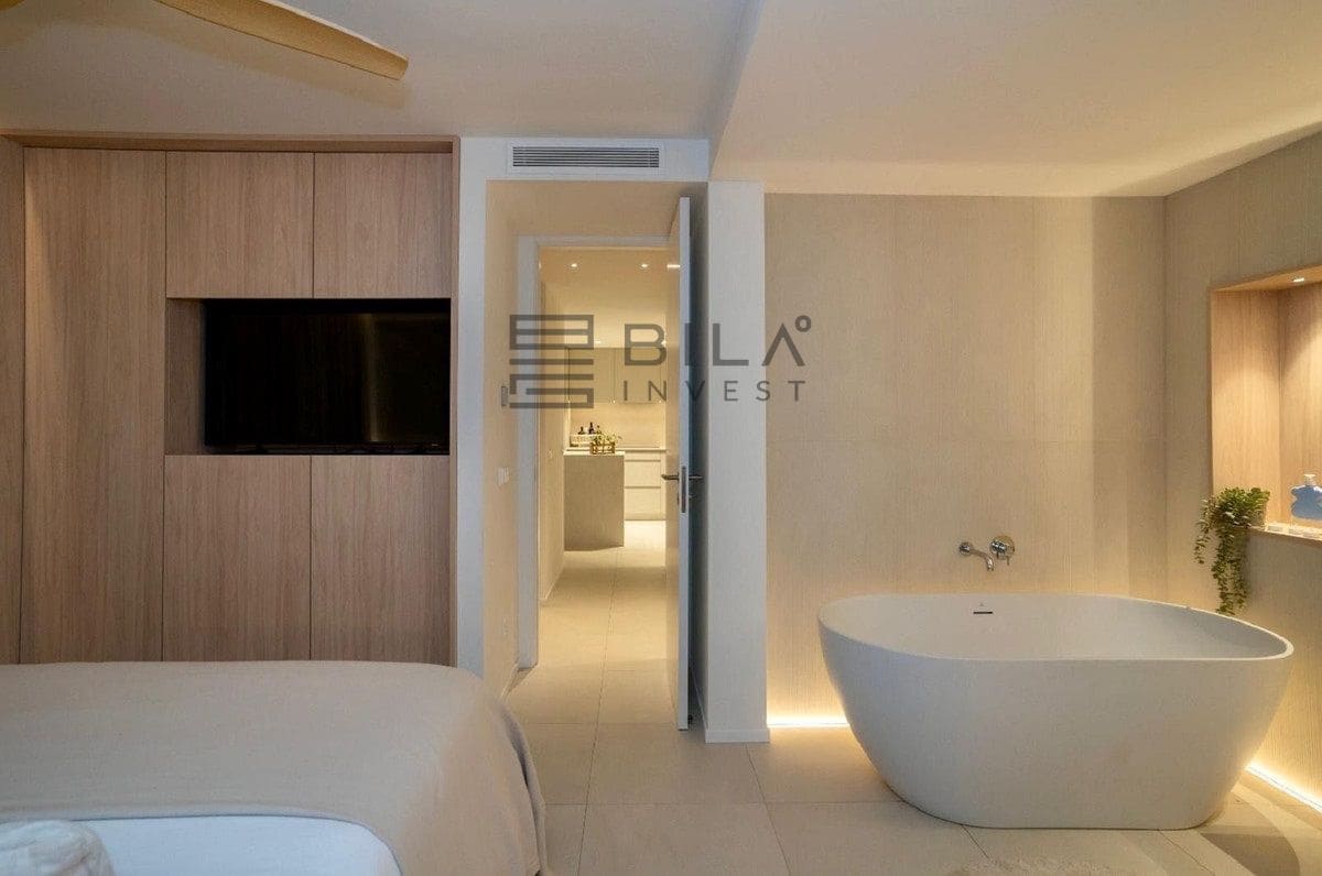 Piso de 3 habitaciones en Benalmádena en venta con piscina garaje - 549.000 € (Ref: 9816556)