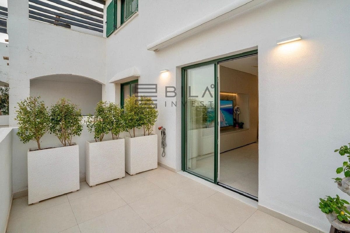 Piso de 3 habitaciones en Benalmádena en venta con piscina garaje - 549.000 € (Ref: 9816556)