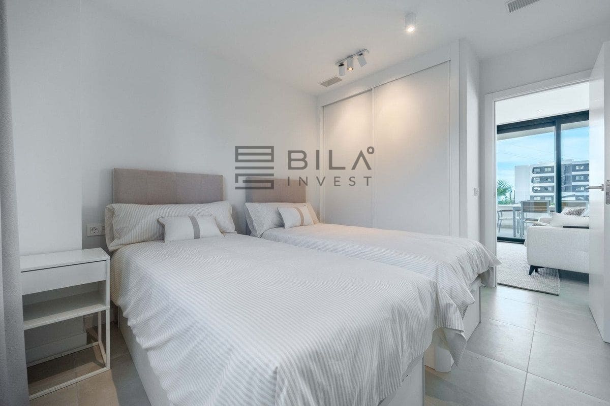 2 slaapkamer Flat te koop in Carvajal - € 469.000 (Ref: 9816868)