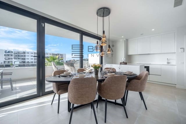 2 slaapkamer Flat te koop in Carvajal, Fuengirola - € 469.000 (Ref: 9816868)