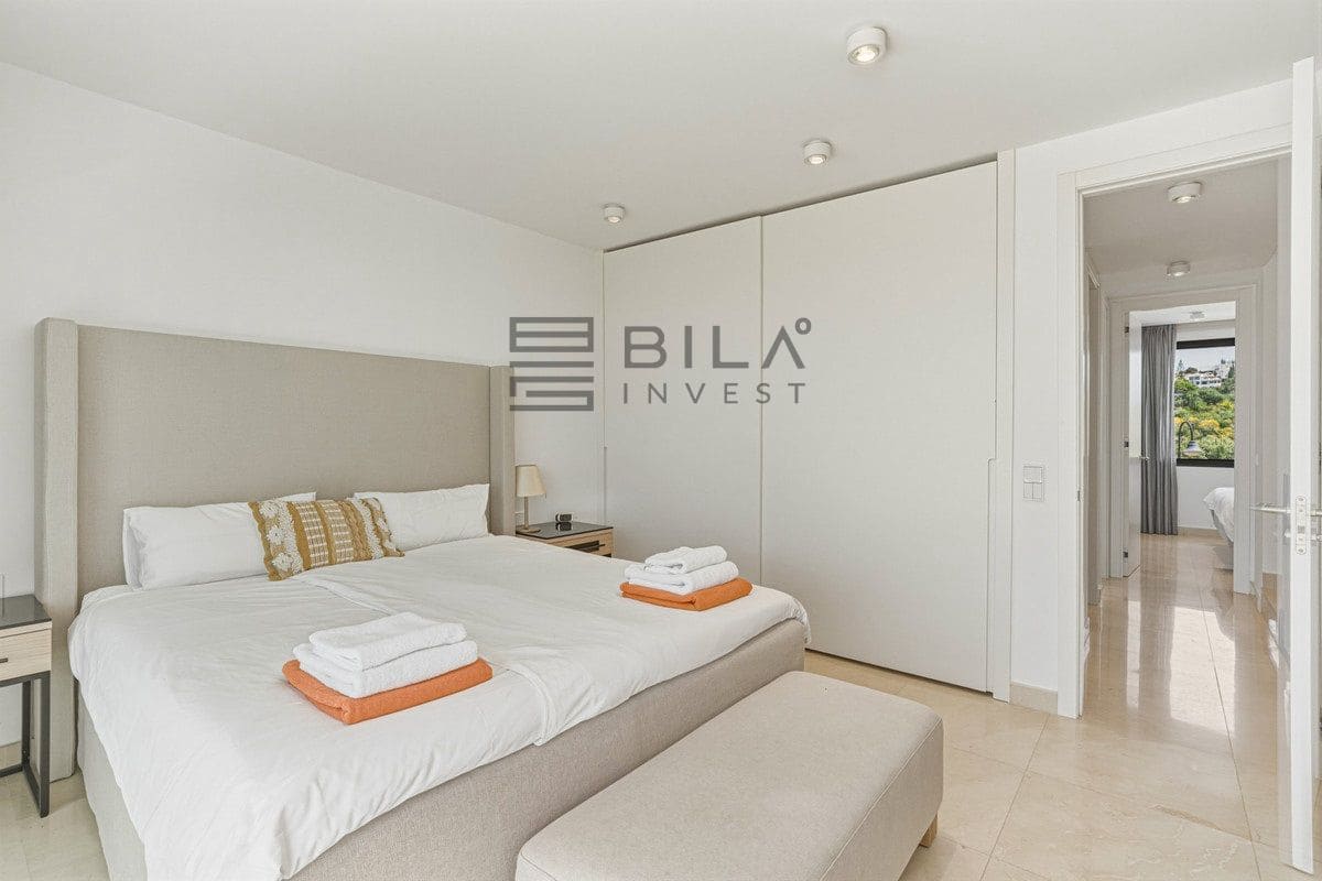 Casa de 4 habitaciones en Mijas en venta con piscina garaje - 1.295.000 € (Ref: 9816869)