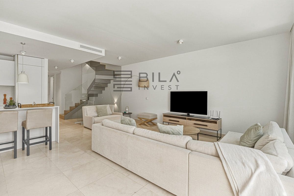 Casa de 4 habitaciones en Mijas en venta con piscina garaje - 1.295.000 € (Ref: 9816869)