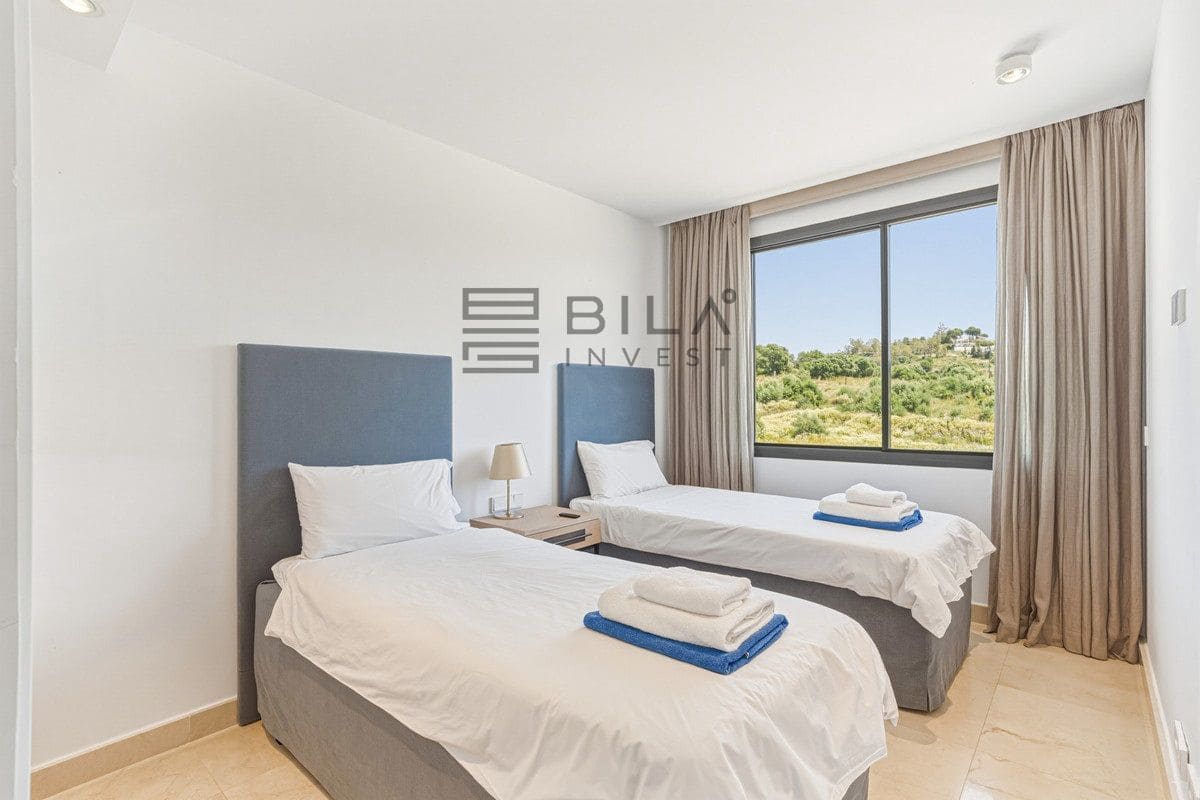 Casa de 4 habitaciones en Mijas en venta con piscina garaje - 1.295.000 € (Ref: 9816869)