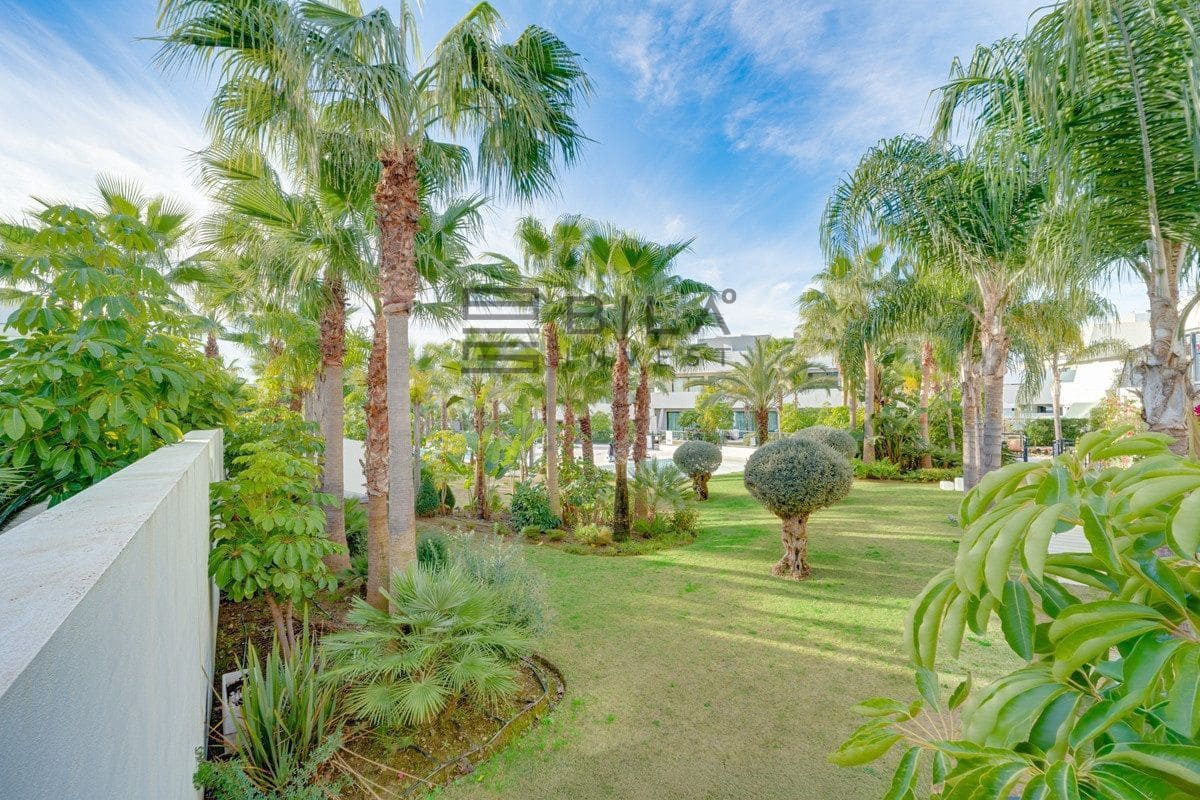 Casa de 4 habitaciones en Mijas en venta con piscina garaje - 1.295.000 € (Ref: 9816869)