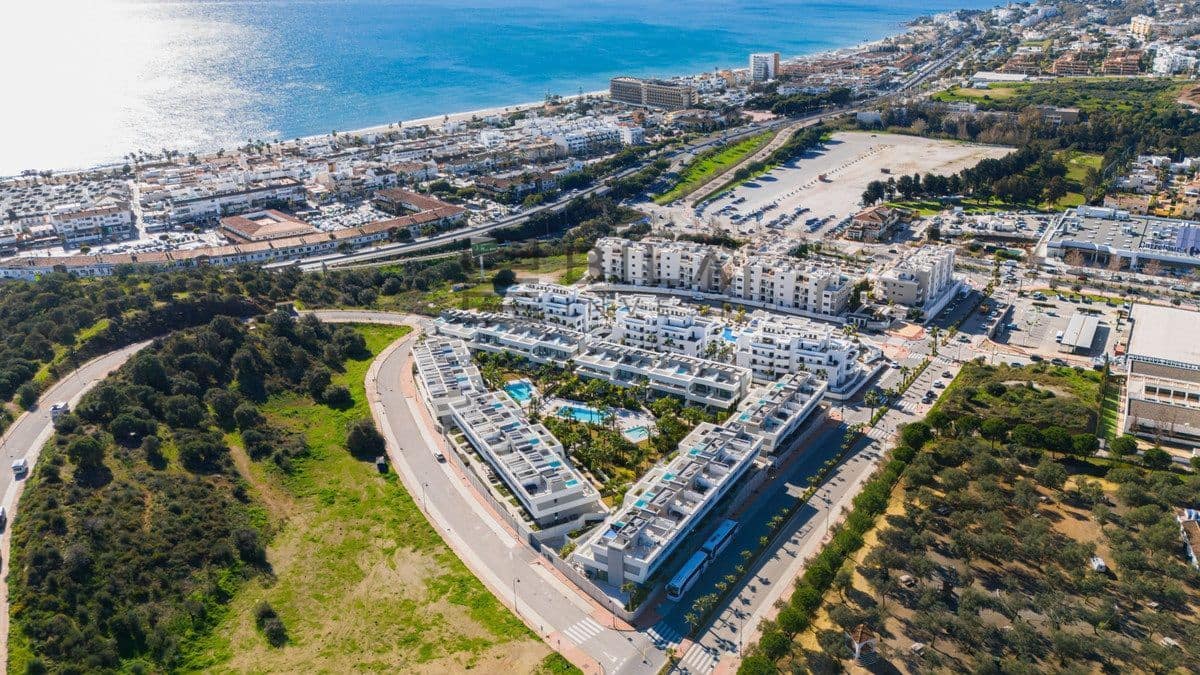 Casa de 4 habitaciones en Mijas en venta con piscina garaje - 1.295.000 € (Ref: 9816869)