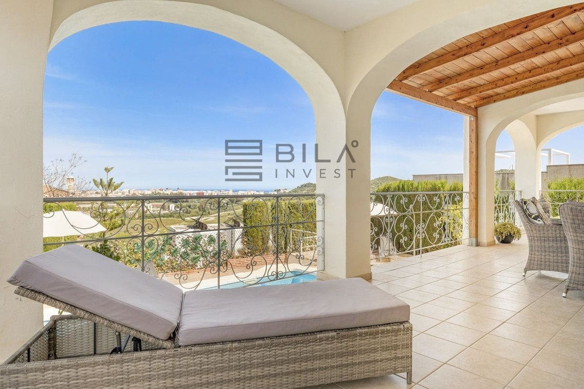 5 sovrum Villa till salu i Cerro del Aguila med pool garage - 995 000 € (Ref: 9816872)