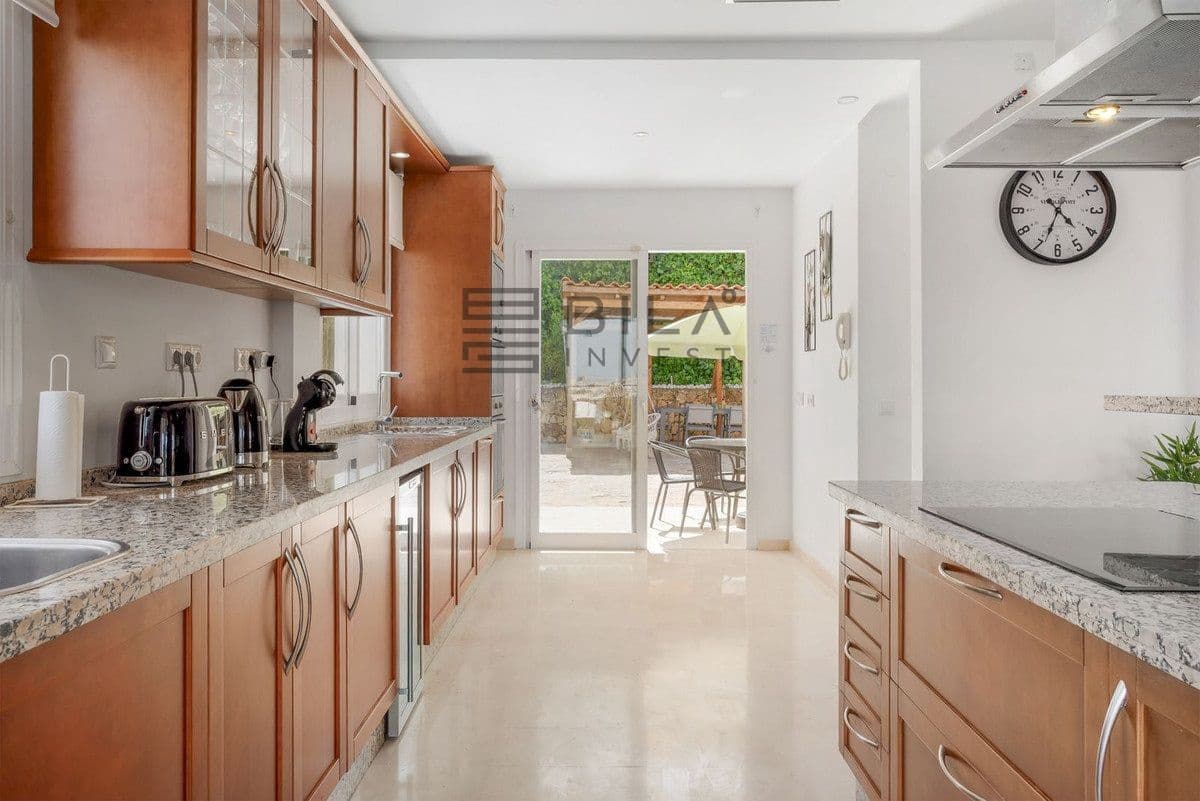 5 sovrum Villa till salu i Cerro del Aguila med pool garage - 995 000 € (Ref: 9816872)