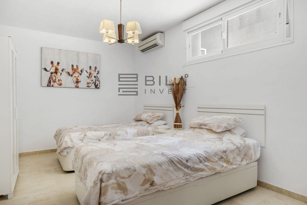 5 sovrum Villa till salu i Cerro del Aguila med pool garage - 995 000 € (Ref: 9816872)