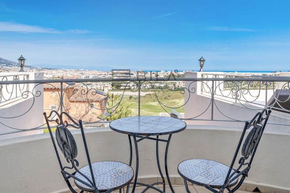 5 sovrum Villa till salu i Cerro del Aguila med pool garage - 995 000 € (Ref: 9816872)