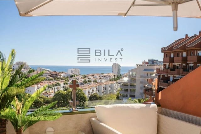 Ático de 3 habitaciones en Benalmadena Costa, Benalmádena en venta con piscina - 629.000 € (Ref: 9816873)