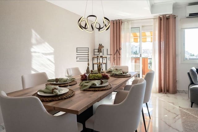 Ático de 3 habitaciones en Benalmadena Costa, Benalmádena en venta con piscina - 629.000 € (Ref: 9816873)
