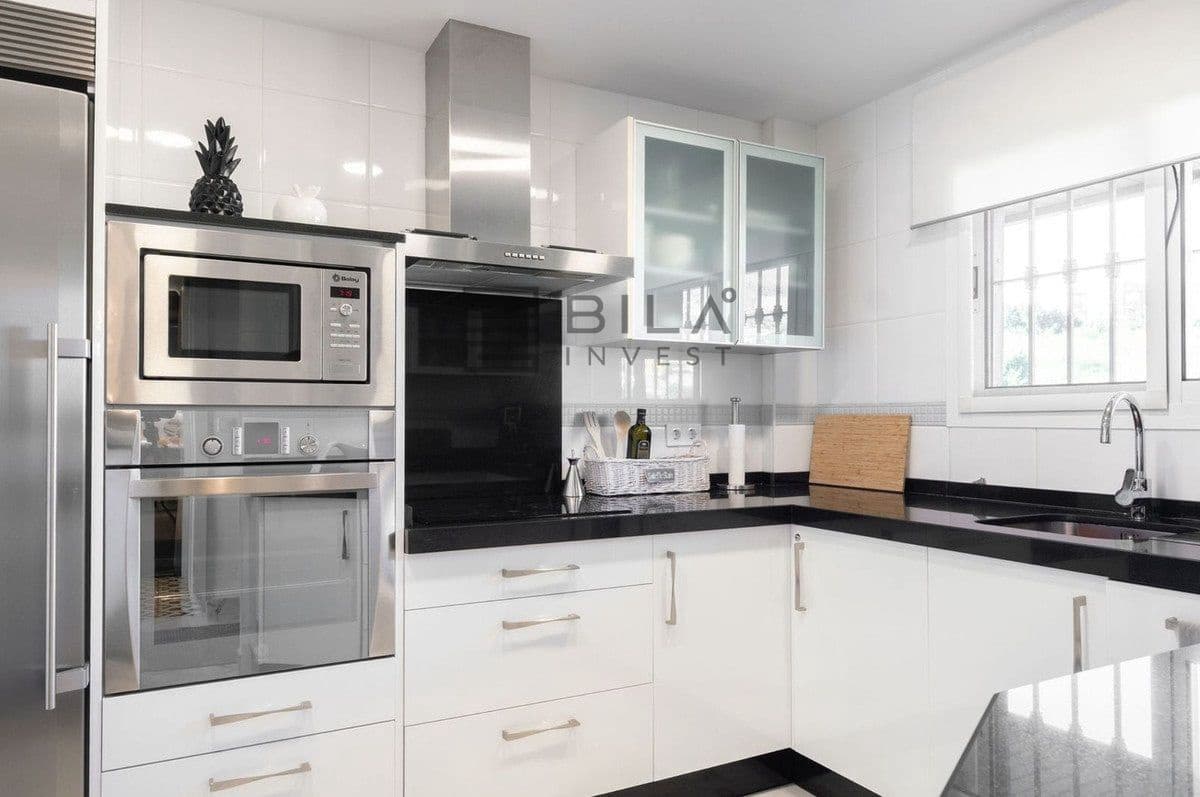 Ático de 3 habitaciones en Benalmadena Costa en venta con piscina - 629.000 € (Ref: 9816873)