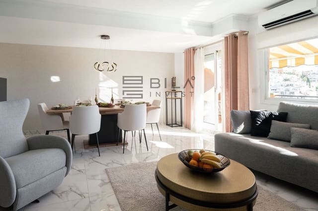 Ático de 3 habitaciones en Benalmadena Costa, Benalmádena en venta con piscina - 629.000 € (Ref: 9816873)